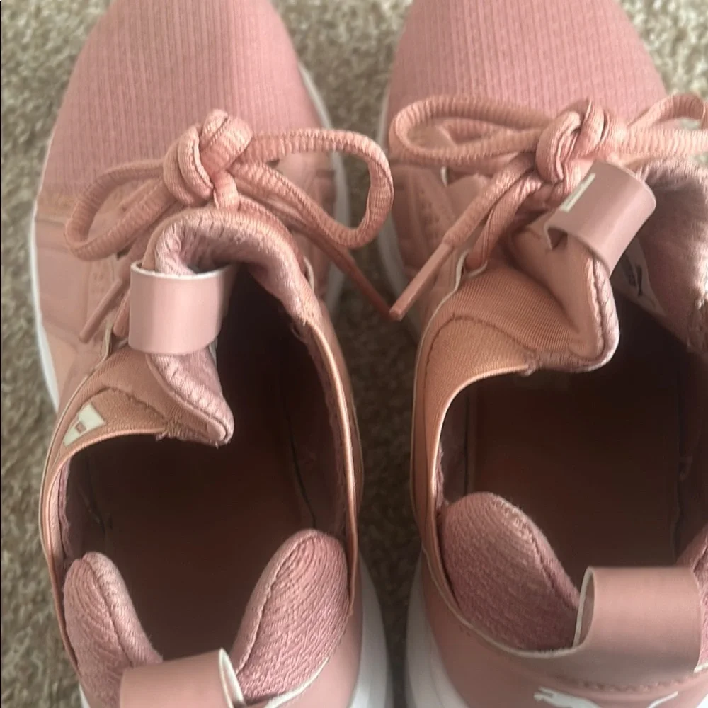 Puma Rose Pink Sneakers - Picture 4 of 5